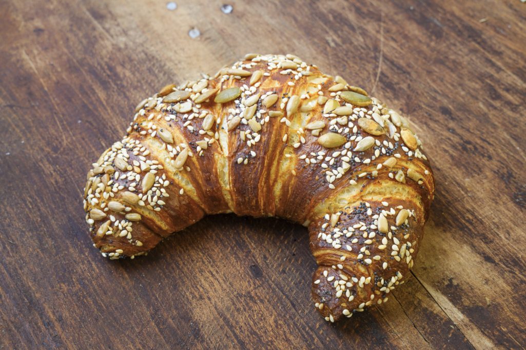 Laugen-Körner-Croissant
